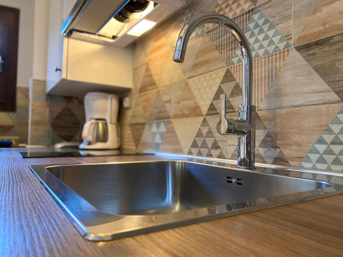 Εmerald Luxury Suite テッサロニキ エクステリア 写真
