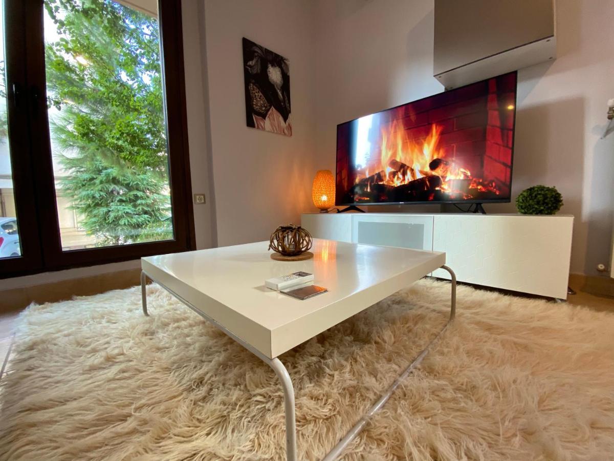 Εmerald Luxury Suite テッサロニキ エクステリア 写真