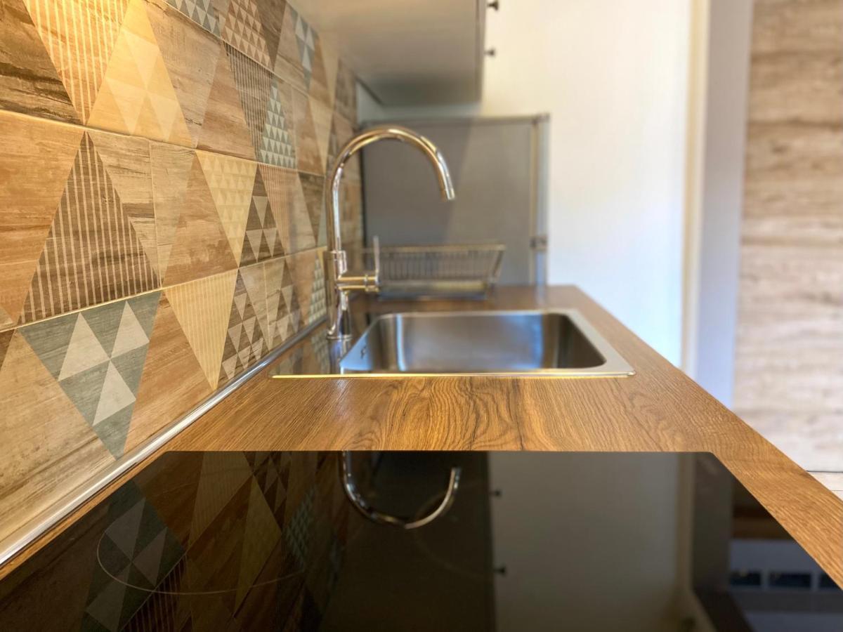 Εmerald Luxury Suite テッサロニキ エクステリア 写真